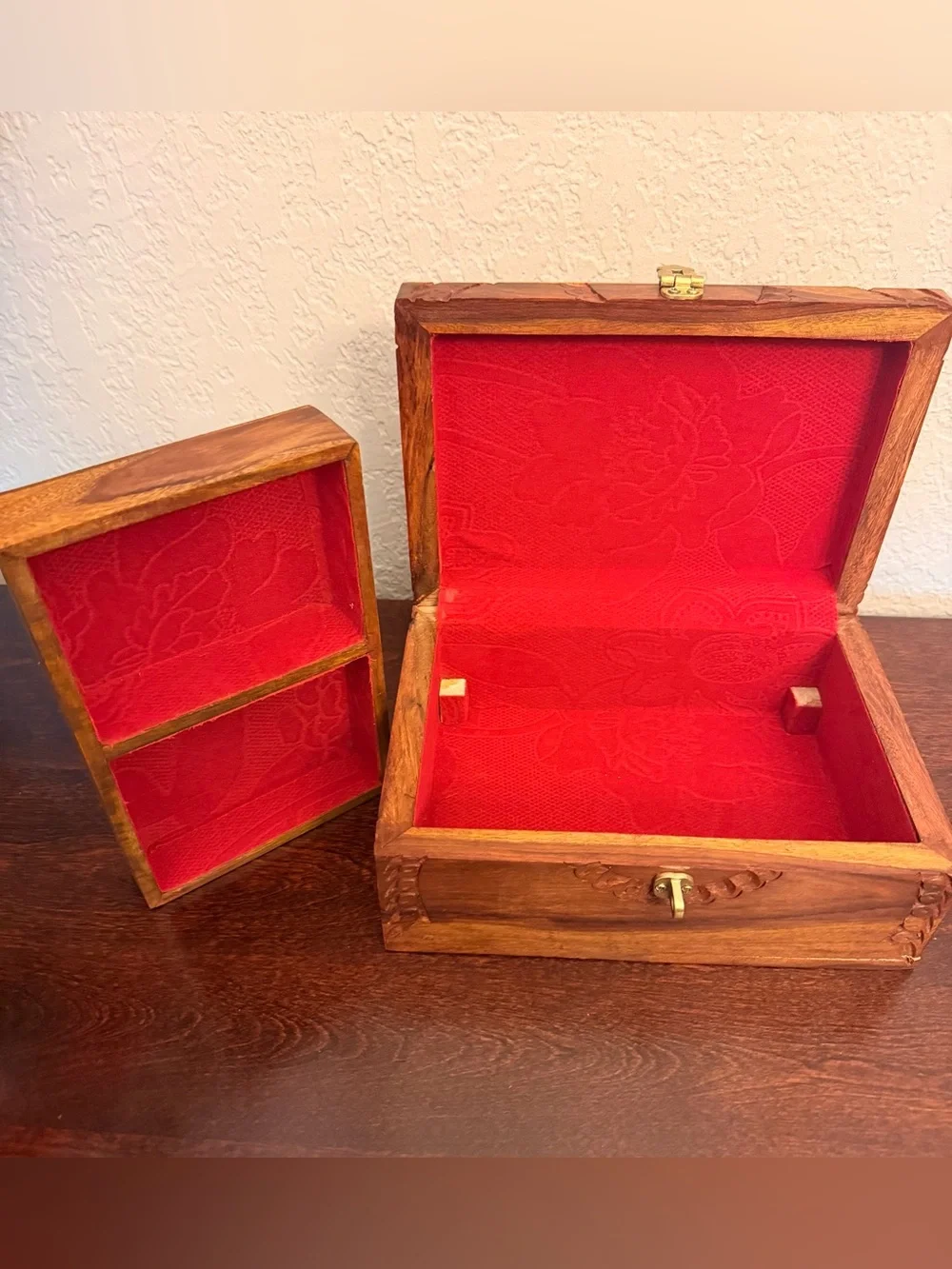 Vintage Handcrafted Rosewood Jewelry Keepsake Box Removable Tray Brass Latch